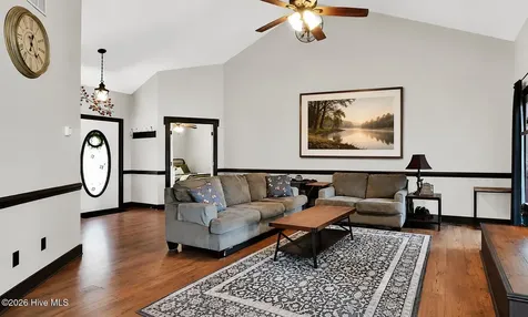 1251 W Acres Lane Greenville NC 27834