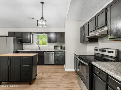 116 Sweetwater Drive Jacksonville NC 28540