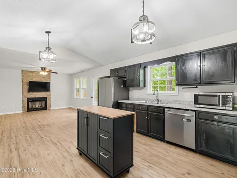 116 Sweetwater Drive Jacksonville NC 28540