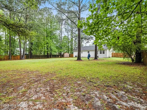 116 Sweetwater Drive Jacksonville NC 28540