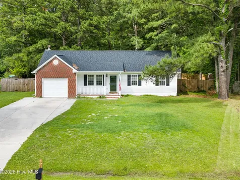 116 Sweetwater Drive Jacksonville NC 28540