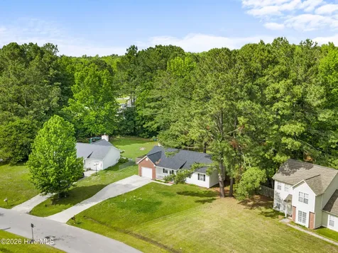 116 Sweetwater Drive Jacksonville NC 28540