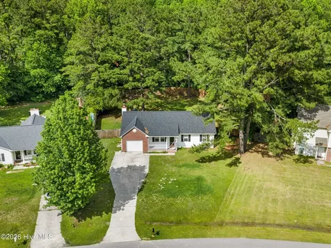 116 Sweetwater Drive Jacksonville NC 28540