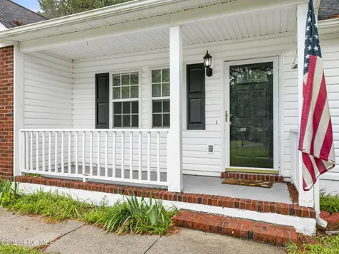 116 Sweetwater Drive Jacksonville NC 28540