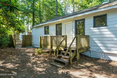 109 Pine Clay Road Wilmington NC 28403
