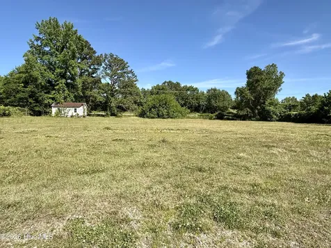 751 River Road Williamston NC 27892