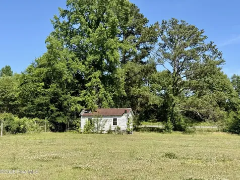 751 River Road Williamston NC 27892