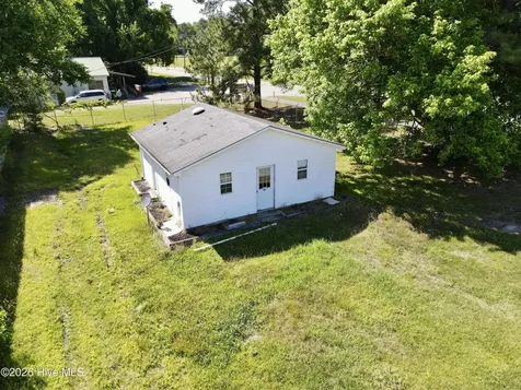 751 River Road Williamston NC 27892