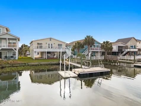 54 Fairmont Street Ocean Isle Beach NC 28469