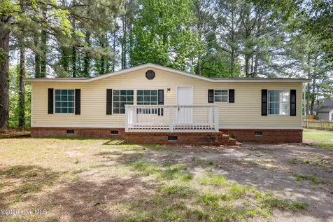 211 Pond Road Rocky Point NC 28457