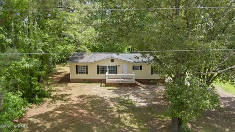 211 Pond Road Rocky Point NC 28457
