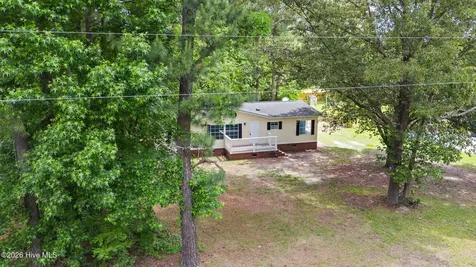211 Pond Road Rocky Point NC 28457