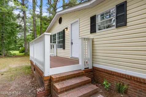 211 Pond Road Rocky Point NC 28457
