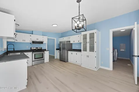 211 Pond Road Rocky Point NC 28457
