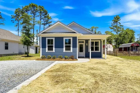 4388 Sweetbay Drive SE Southport NC 28461