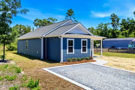 4388 Sweetbay Drive SE Southport NC 28461
