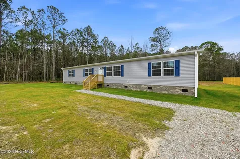 1908 Rooks Road Atkinson NC 28421