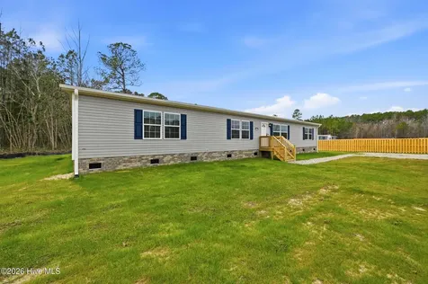 1908 Rooks Road Atkinson NC 28421