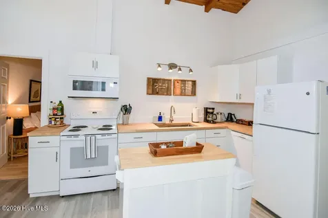 107 NE 78th Street Oak Island NC 28465