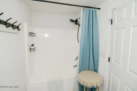 107 NE 78th Street Oak Island NC 28465