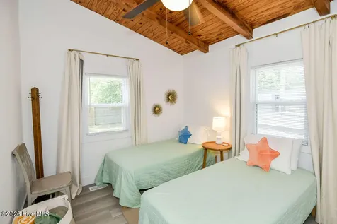 107 NE 78th Street Oak Island NC 28465