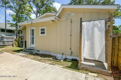 107 NE 78th Street Oak Island NC 28465