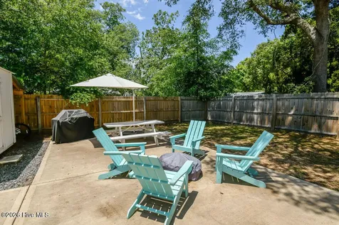 107 NE 78th Street Oak Island NC 28465