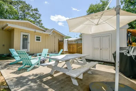 107 NE 78th Street Oak Island NC 28465