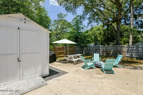 107 NE 78th Street Oak Island NC 28465