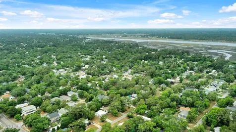 107 NE 78th Street Oak Island NC 28465
