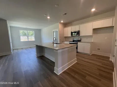 526 Silky Oak Drive SE Bolivia NC 28422