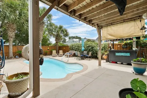 110 Palm Breeze Drive Carolina Beach NC 28428