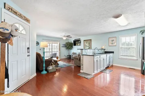 110 Palm Breeze Drive Carolina Beach NC 28428