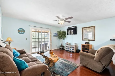 110 Palm Breeze Drive Carolina Beach NC 28428