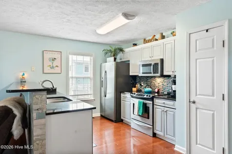 110 Palm Breeze Drive Carolina Beach NC 28428