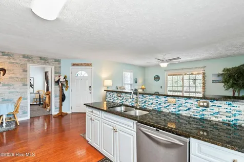 110 Palm Breeze Drive Carolina Beach NC 28428