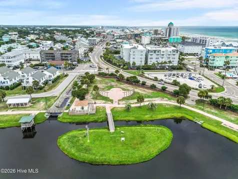 110 Palm Breeze Drive Carolina Beach NC 28428