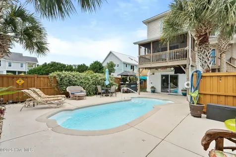 110 Palm Breeze Drive Carolina Beach NC 28428