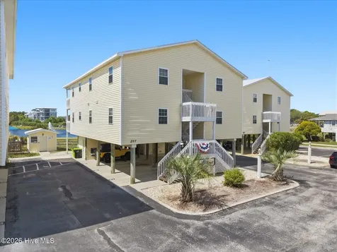217 Atlanta Avenue Carolina Beach NC 28428