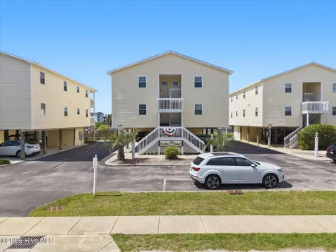 217 Atlanta Avenue Carolina Beach NC 28428
