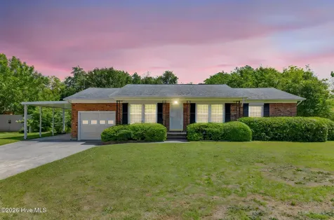 7517 Bridgeman Drive Fayetteville NC 28303