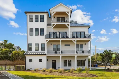 101 Melaine Street Emerald Isle NC 28594