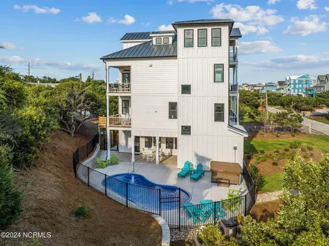 101 Melaine Street Emerald Isle NC 28594