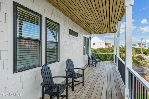 101 Melaine Street Emerald Isle NC 28594