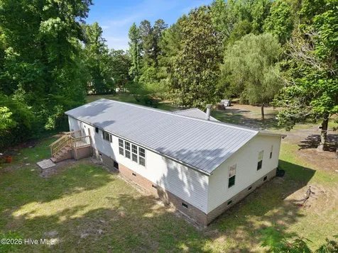 481 Harrell Road Burgaw NC 28425
