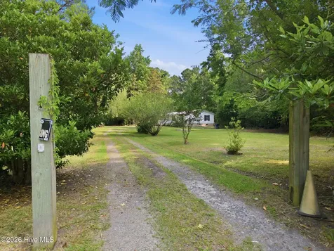 481 Harrell Road Burgaw NC 28425
