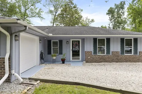 1 Pelican Court Carolina Shores NC 28467