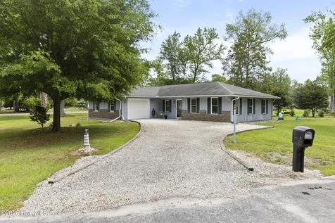 1 Pelican Court Carolina Shores NC 28467
