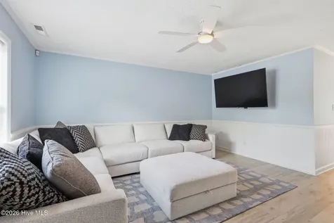 3200 Crystal Oaks Lane Morehead City NC 28557