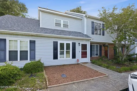 3200 Crystal Oaks Lane Morehead City NC 28557